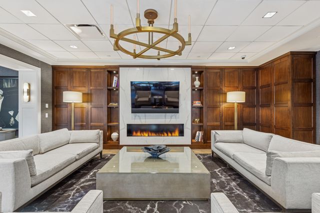 57 E Delaware Place 2503, Chicago, IL 60611