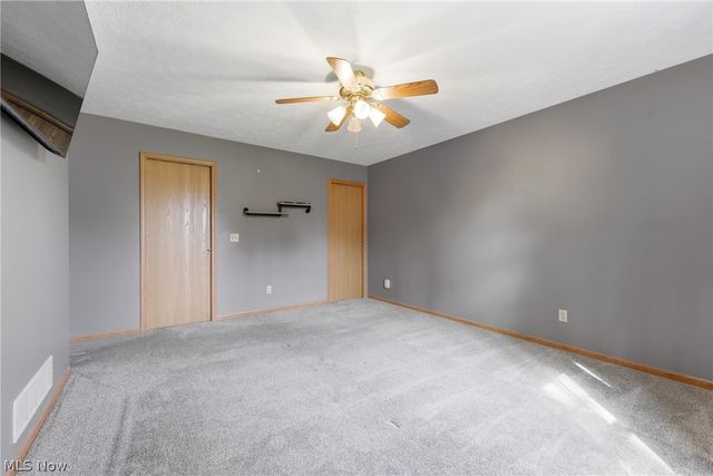 984 Delmont Avenue NW, Massillon, OH 44647