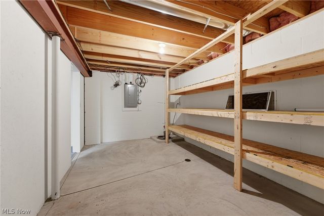 984 Delmont Avenue NW, Massillon, OH 44647