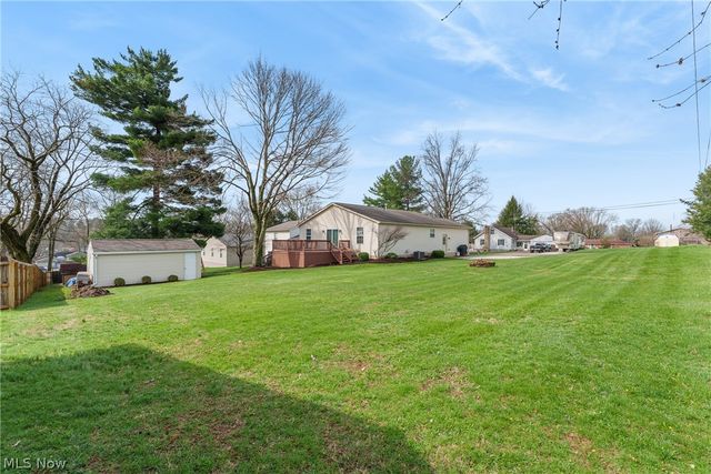 984 Delmont Avenue NW, Massillon, OH 44647