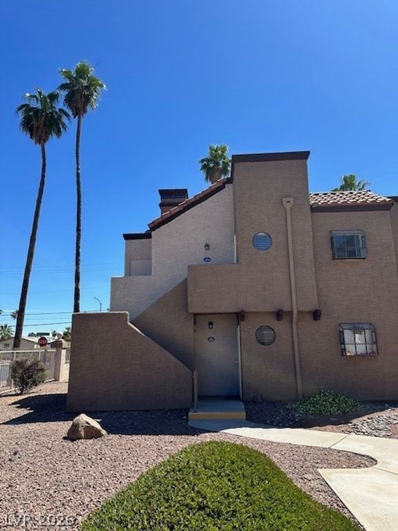 2987 Juniper Hills Boulevard 203, Las Vegas, NV 89142