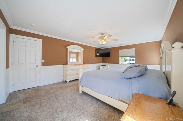 22 Northumberland Drive, Shoreham, NY 11786