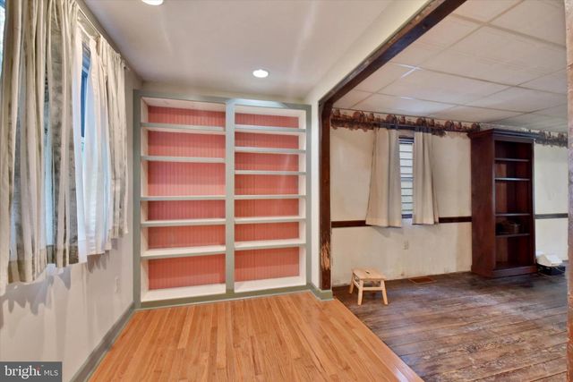 2560 N SHERMAN ST, York, PA 17406