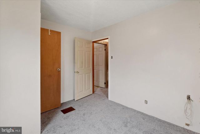 2560 N SHERMAN ST, York, PA 17406