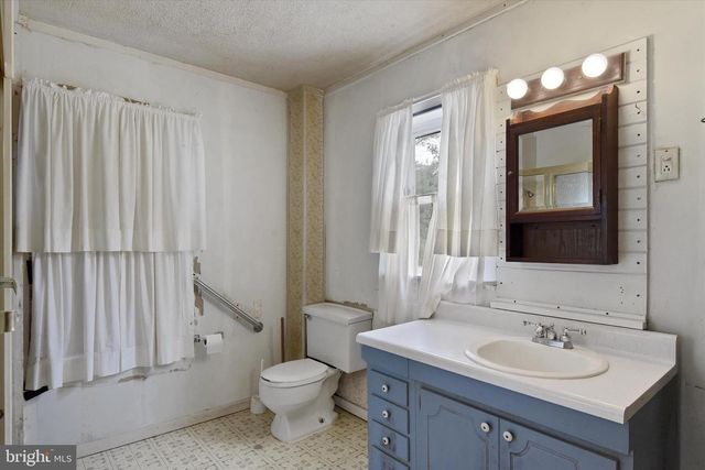 2560 N SHERMAN ST, York, PA 17406