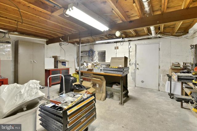 2560 N SHERMAN ST, York, PA 17406