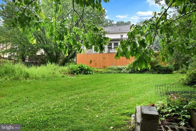 2560 N SHERMAN ST, York, PA 17406