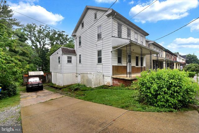2560 N SHERMAN ST, York, PA 17406
