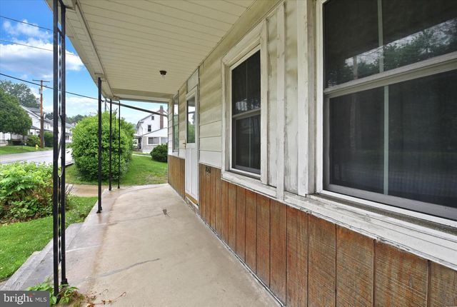 2560 N SHERMAN ST, York, PA 17406