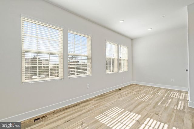 7550 JOHNNYCAKE RD, Windsor Mill, MD 21244