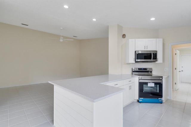 1256 NW Bentley Circle B, Port St. Lucie, FL 34986