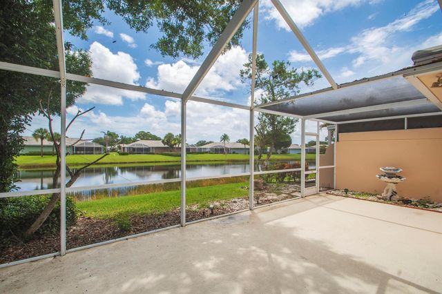 1256 NW Bentley Circle B, Port St. Lucie, FL 34986