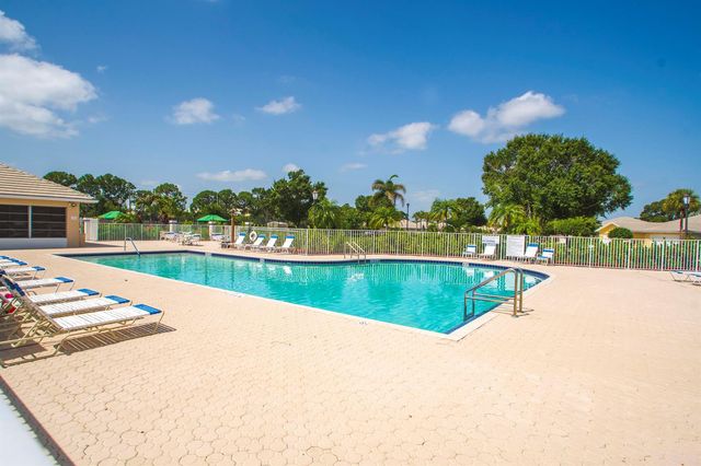 1256 NW Bentley Circle B, Port St. Lucie, FL 34986