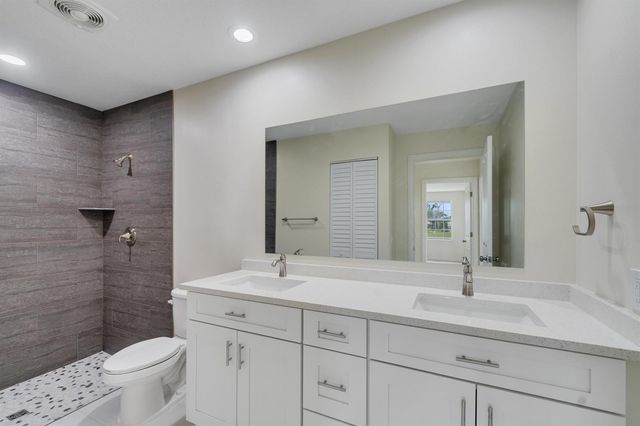 1256 NW Bentley Circle B, Port St. Lucie, FL 34986