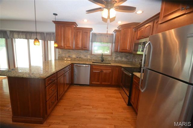 3728 Rhetts Landing, Shiloh, IL 62221
