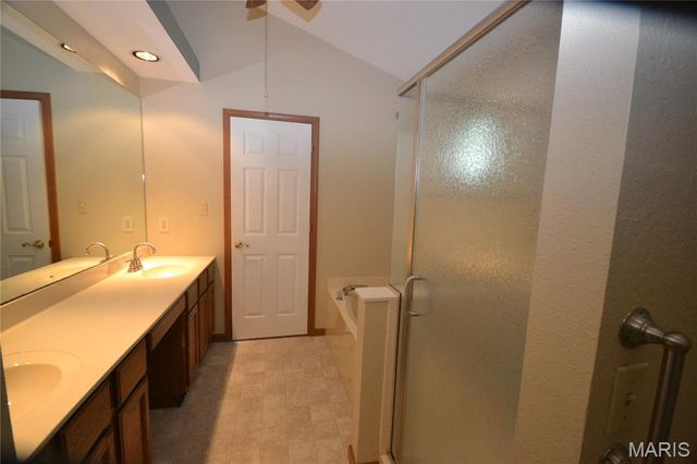 3728 Rhetts Landing, Shiloh, IL 62221