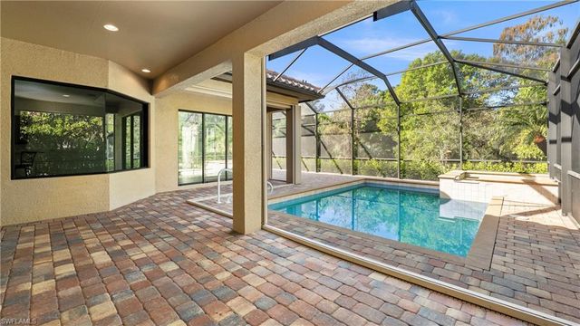 8856 Lely Island CIR, Naples, FL 34113