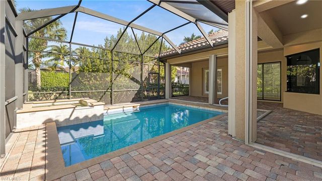 8856 Lely Island CIR, Naples, FL 34113