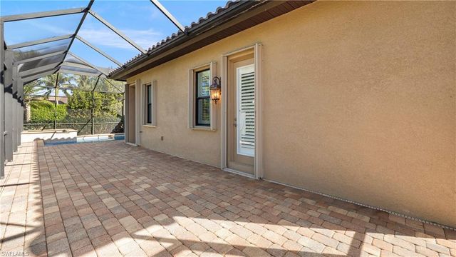 8856 Lely Island CIR, Naples, FL 34113