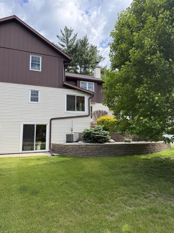 840 Saddle Ridge, Portage, WI 53901