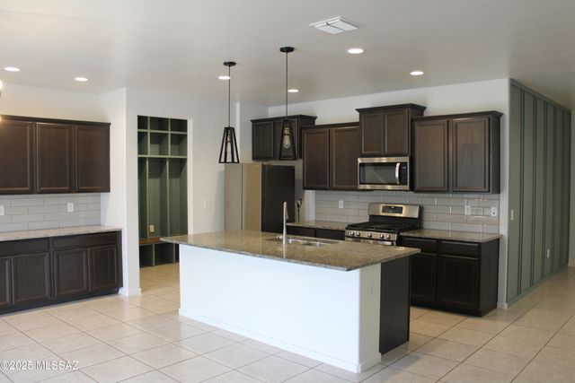 10713 W Hayward Drive, Marana, AZ 85653