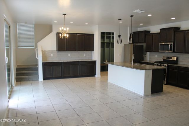 10713 W Hayward Drive, Marana, AZ 85653