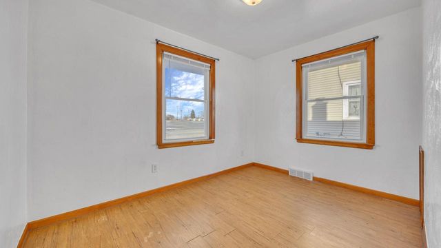 2215 Main AVENUE, Sheboygan, WI 53083