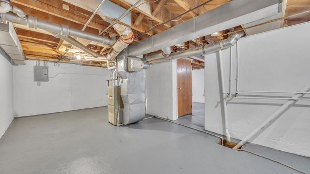 2215 Main AVENUE, Sheboygan, WI 53083