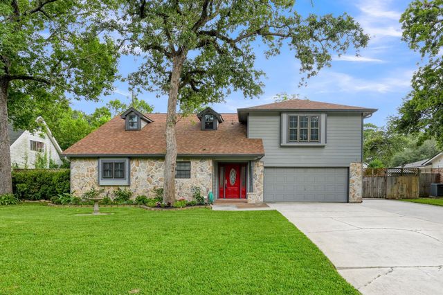 110 Butlers Court, Conroe, TX 77385
