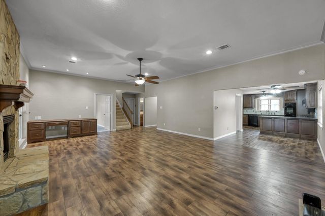 110 Butlers Court, Conroe, TX 77385