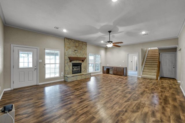 110 Butlers Court, Conroe, TX 77385