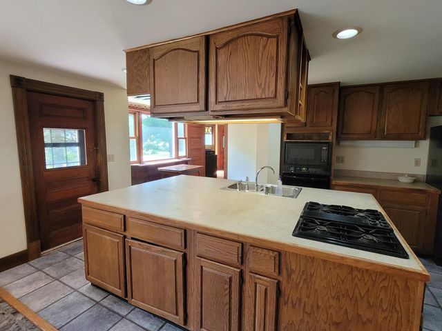 17 Maplewood Avenue, Milton, VT 05468