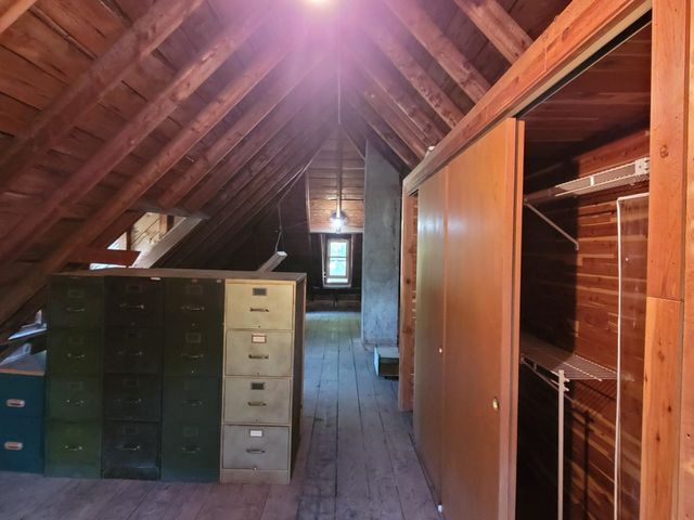 17 Maplewood Avenue, Milton, VT 05468