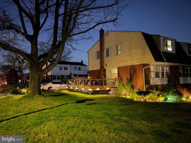1402 CONWAY DR, Swarthmore, PA 19081