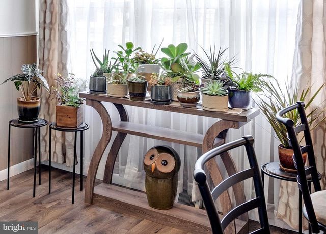 1402 CONWAY DR, Swarthmore, PA 19081