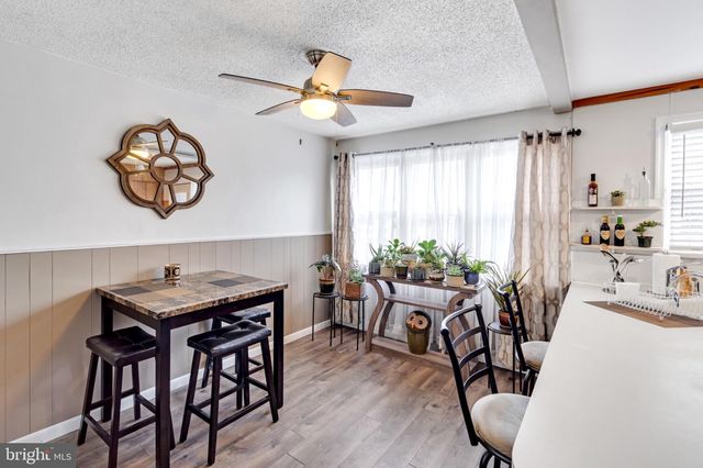 1402 CONWAY DR, Swarthmore, PA 19081