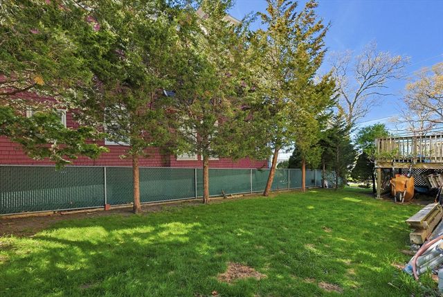 391 Middle St, Fall River, MA 02724
