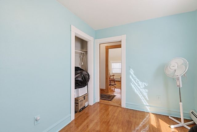 391 Middle St, Fall River, MA 02724