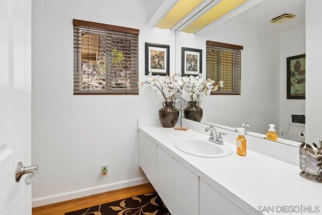 11651 Shadowglen Road, El Cajon, CA 92020