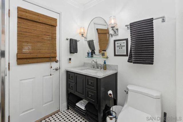 11651 Shadowglen Road, El Cajon, CA 92020