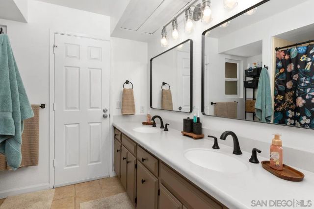 11651 Shadowglen Road, El Cajon, CA 92020