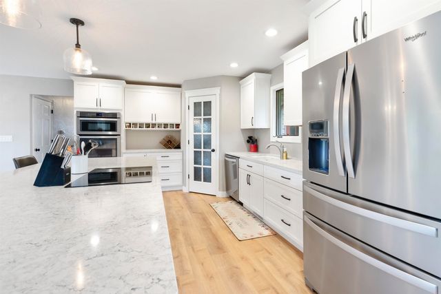 6616 Lafayette, Raymond, IA 50667