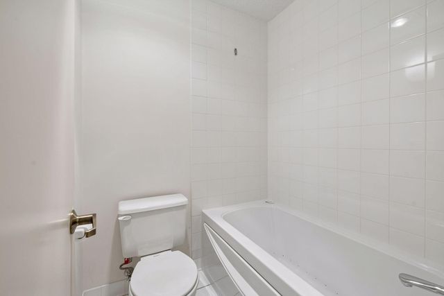 1201 Yale Place 403, Minneapolis, MN 55403