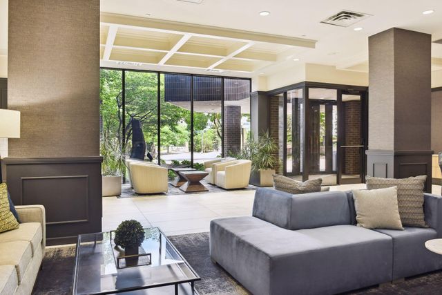 1201 Yale Place 403, Minneapolis, MN 55403