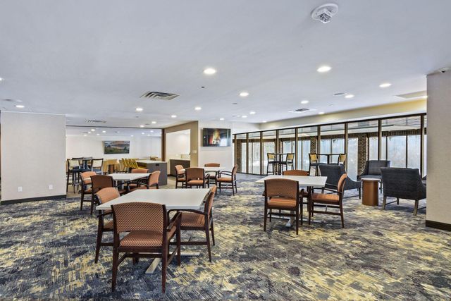 1201 Yale Place 403, Minneapolis, MN 55403