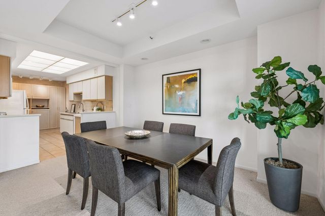 1201 Yale Place 403, Minneapolis, MN 55403