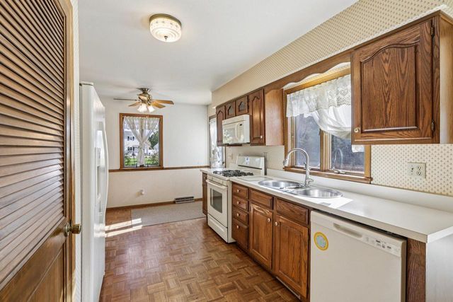 720 Stafford ROAD, Janesville, WI 53546