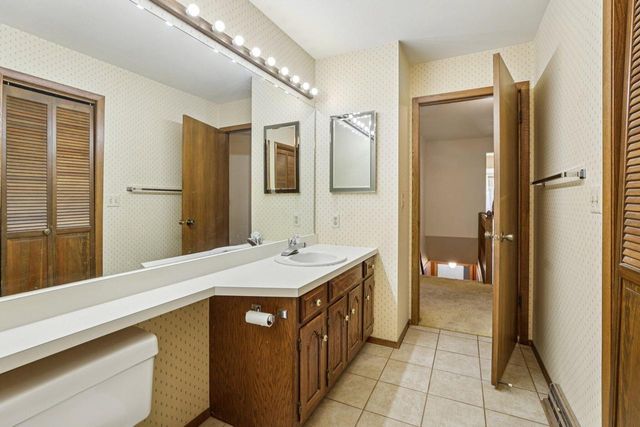 720 Stafford ROAD, Janesville, WI 53546