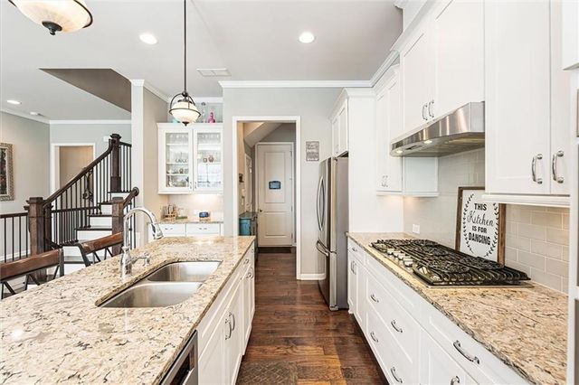 1011 Milhaven Drive, Roswell, GA 30076