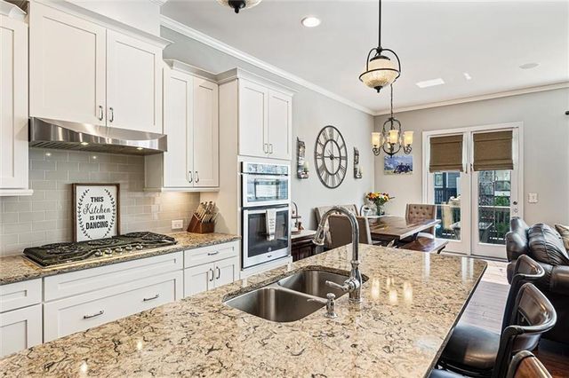 1011 Milhaven Drive, Roswell, GA 30076